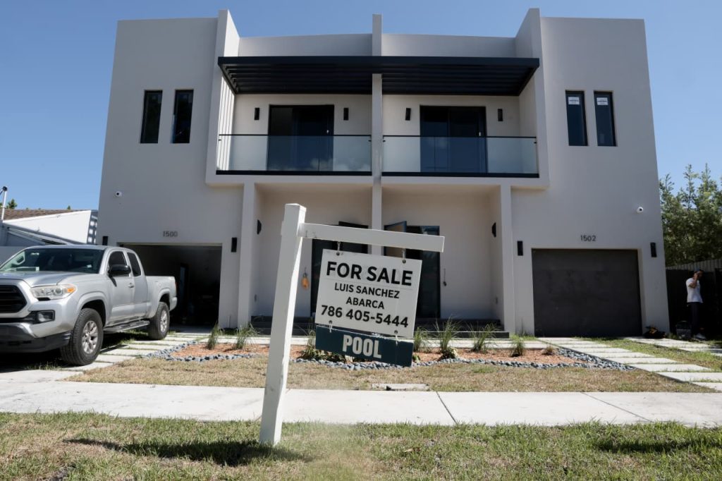 Meet the home buyers totally unfazed by 7% mortgage rates Meet the home buyers totally unfazed by 7% mortgage rates